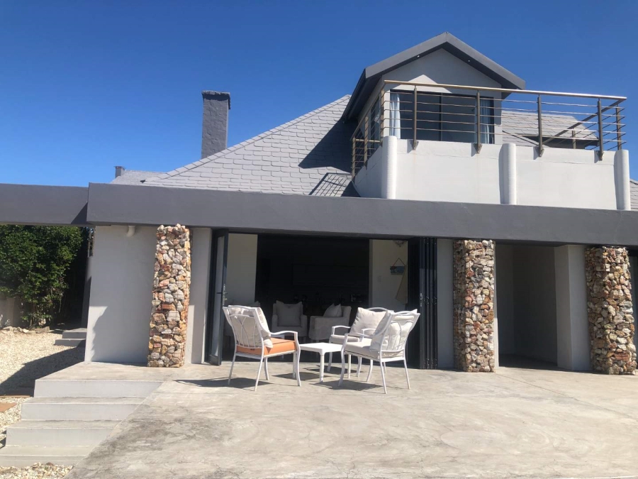 6 Bedroom Property for Sale in Westcliff Western Cape